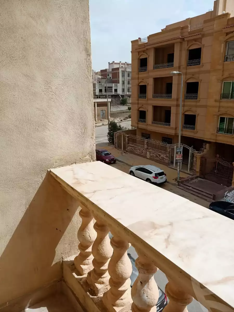 https://aqarmap.com.eg/ar/listing/3725397-for-rent-cairo-new-cairo-south-investors-mohammed-nagib-axis-st