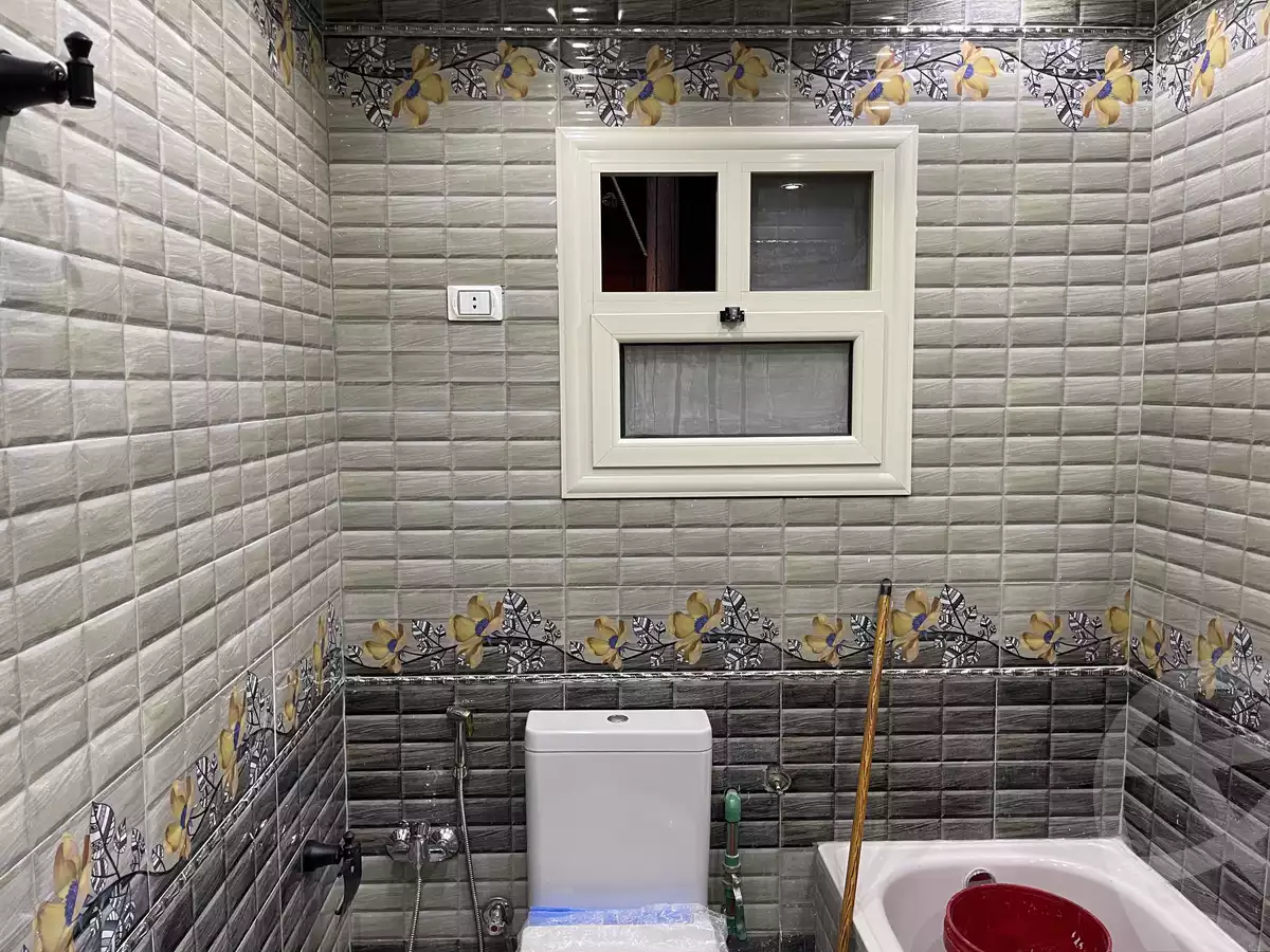https://aqarmap.com.eg/ar/listing/4081555-for-sale-cairo-heliopolis-gesr-elsuez-el-khamseen-st.