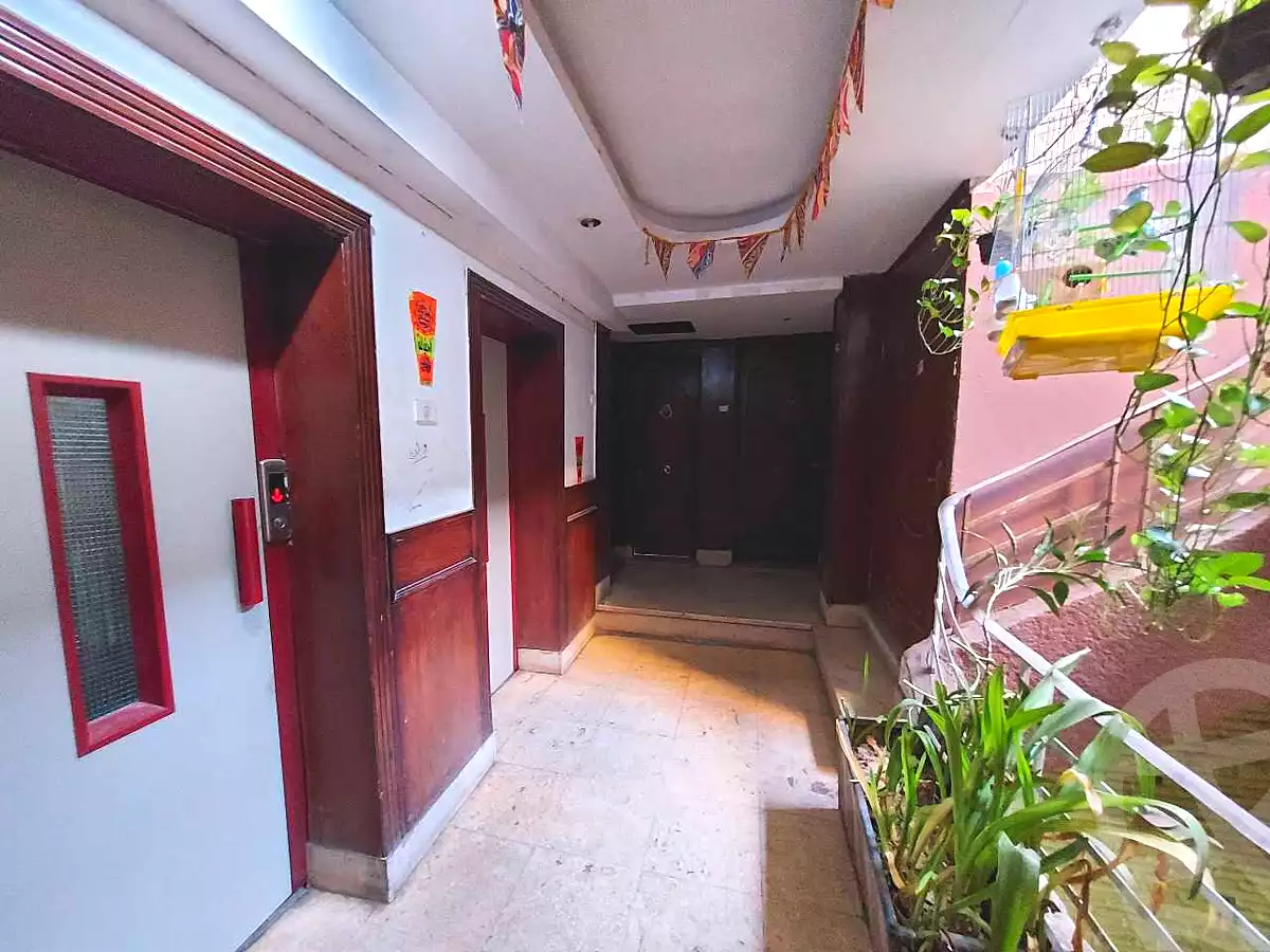 https://aqarmap.com.eg/en/listing/3747798-for-sale-cairo-garden-city-shr-lqsr-l-yny