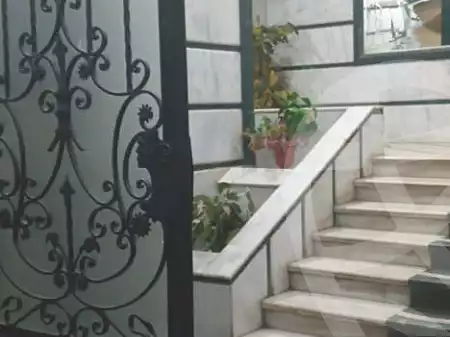https://aqarmap.com.eg/en/listing/4194877-for-sale-alexandria-moharram-bey-kanal-al-mahmoudeya-al-bahri-st