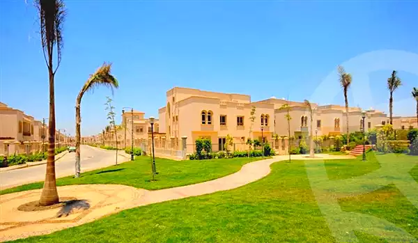 https://aqarmap.com.eg/ar/listing/3748843-for-sale-cairo-el-sheikh-zayed-city-compounds-greens