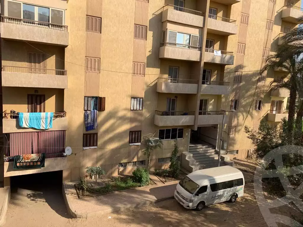 https://aqarmap.com.eg/en/listing/4273443-for-sale-cairo-helwan-kwrnysh-hlwn