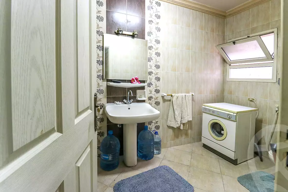https://aqarmap.com.eg/en/listing/3759284-for-sale-alexandria-roshdy-abdel-hamid-al-abdi-st