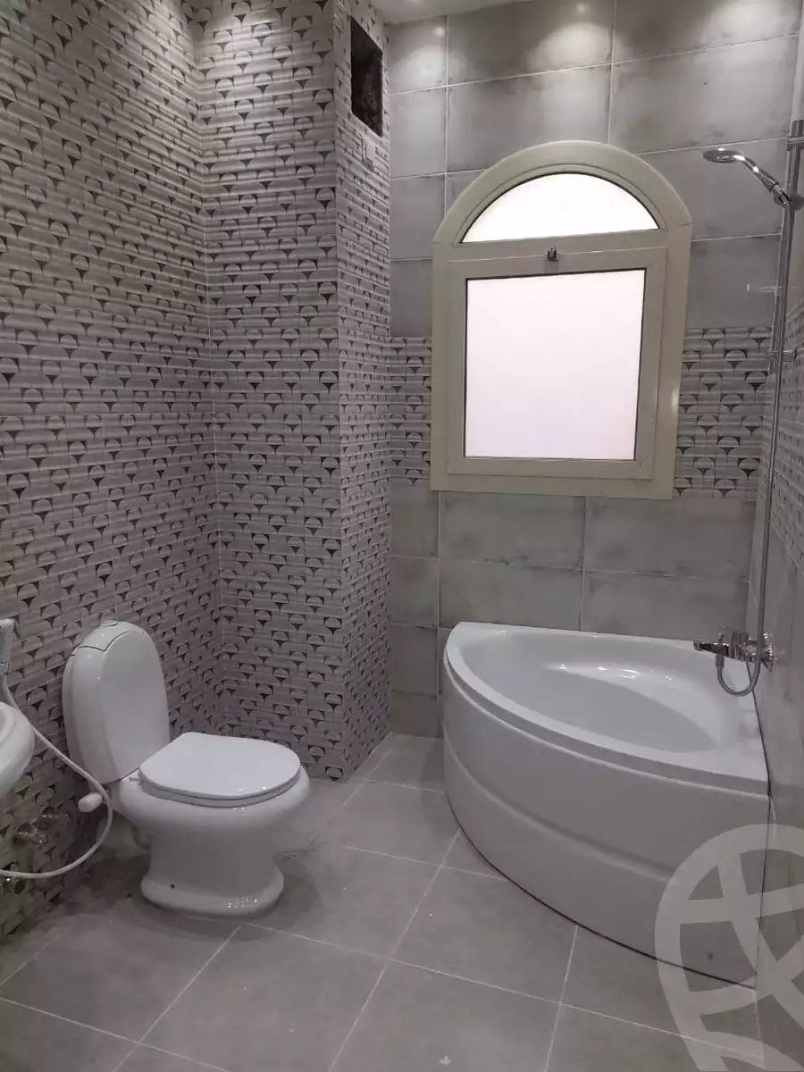 https://aqarmap.com.eg/ar/listing/3761418-for-sale-cairo-6th-of-october-garb-someed-neighborhood-13th-el-banafsig-st