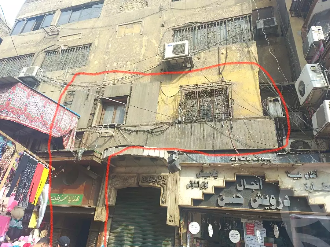 https://aqarmap.com.eg/en/listing/5425312-for-sale-cairo-downtown-el-moskey-al-moski-st