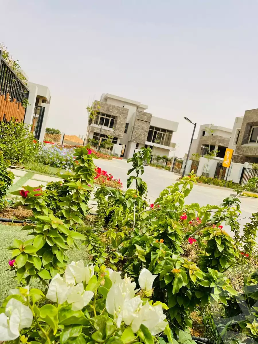 https://aqarmap.com.eg/ar/listing/3764605-for-sale-cairo-6th-of-october-compound-sun-capital