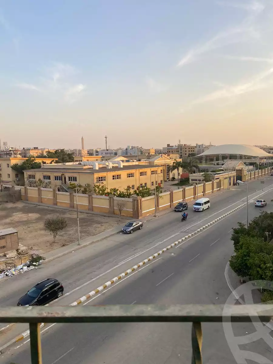 https://aqarmap.com.eg/ar/listing/3619397-for-sale-cairo-new-cairo-golden-square