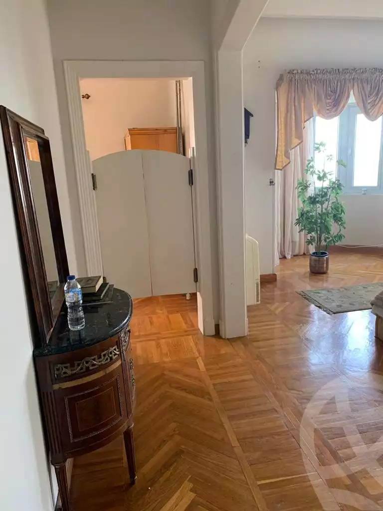 https://aqarmap.com.eg/en/listing/4244839-for-sale-alexandria-kafr-abdo-sant-giyn-st