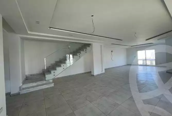 https://aqarmap.com.eg/ar/listing/3773832-for-rent-cairo-new-cairo-compounds-mountain-view-hyde-park