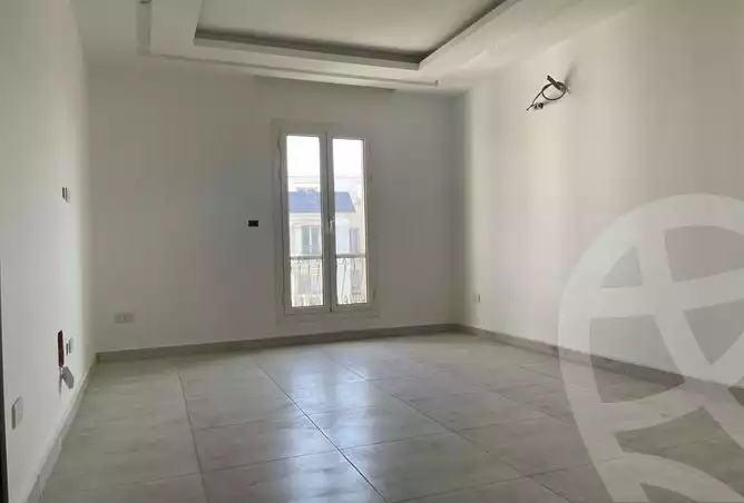 https://aqarmap.com.eg/ar/listing/3773832-for-rent-cairo-new-cairo-compounds-mountain-view-hyde-park