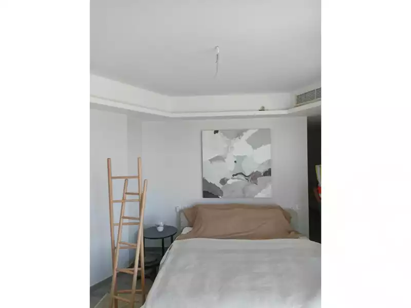https://aqarmap.com.eg/ar/listing/3779006-for-sale-cairo-el-sheikh-zayed-city-compounds-brj-zyd-wr-llttwyr