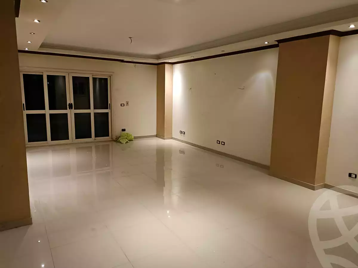 https://aqarmap.com.eg/ar/listing/3779171-for-sale-cairo-rod-el-farg-shr-lsndwby