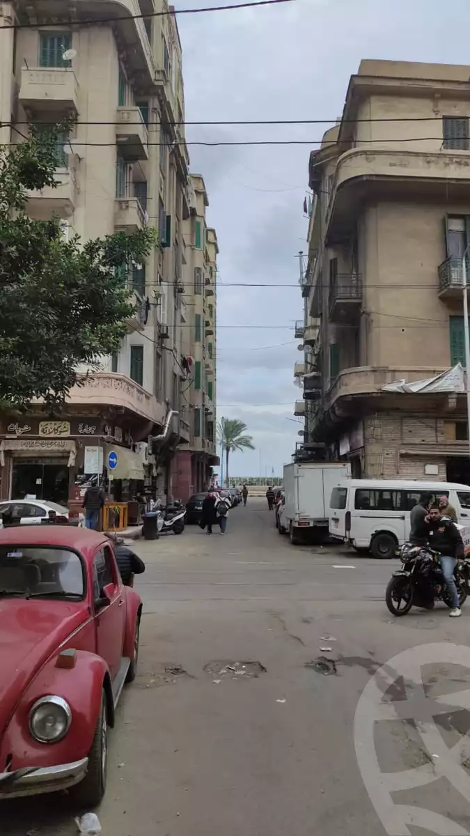https://aqarmap.com.eg/ar/listing/3785608-for-sale-alexandria-rs-ltyn