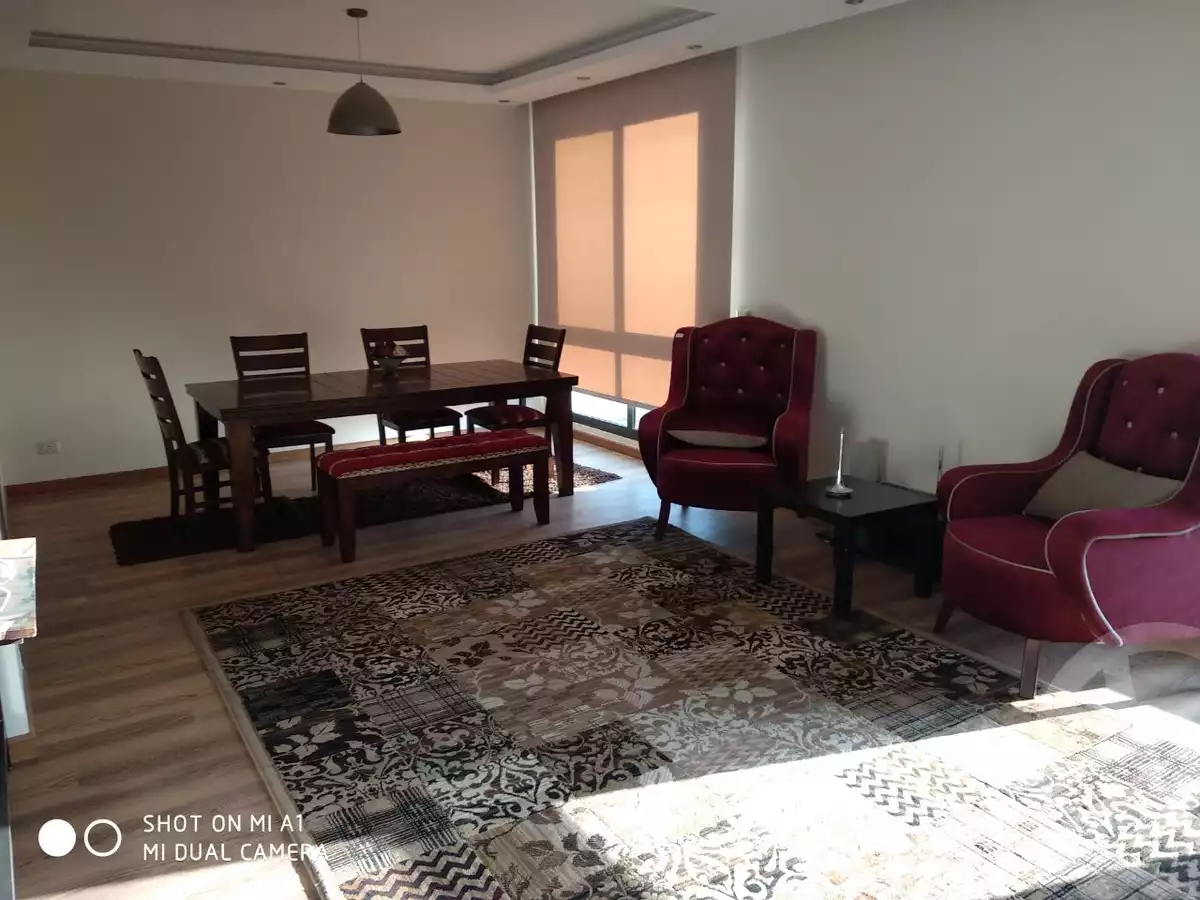 https://aqarmap.com.eg/ar/listing/3788710-for-rent-cairo-el-sheikh-zayed-city-compounds-kmbwnd-wyst-twn-swdyk