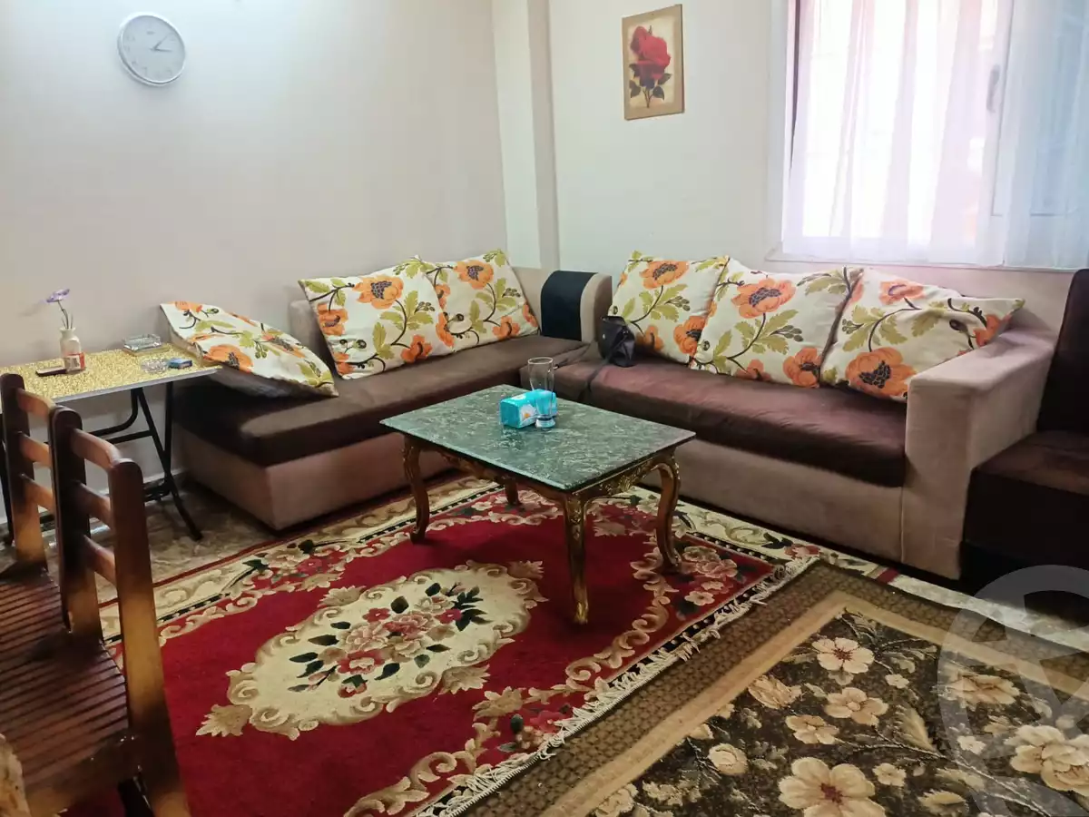https://aqarmap.com.eg/ar/listing/3788798-for-rent-cairo-el-sheikh-zayed-city-el-hay-elthamen-lml