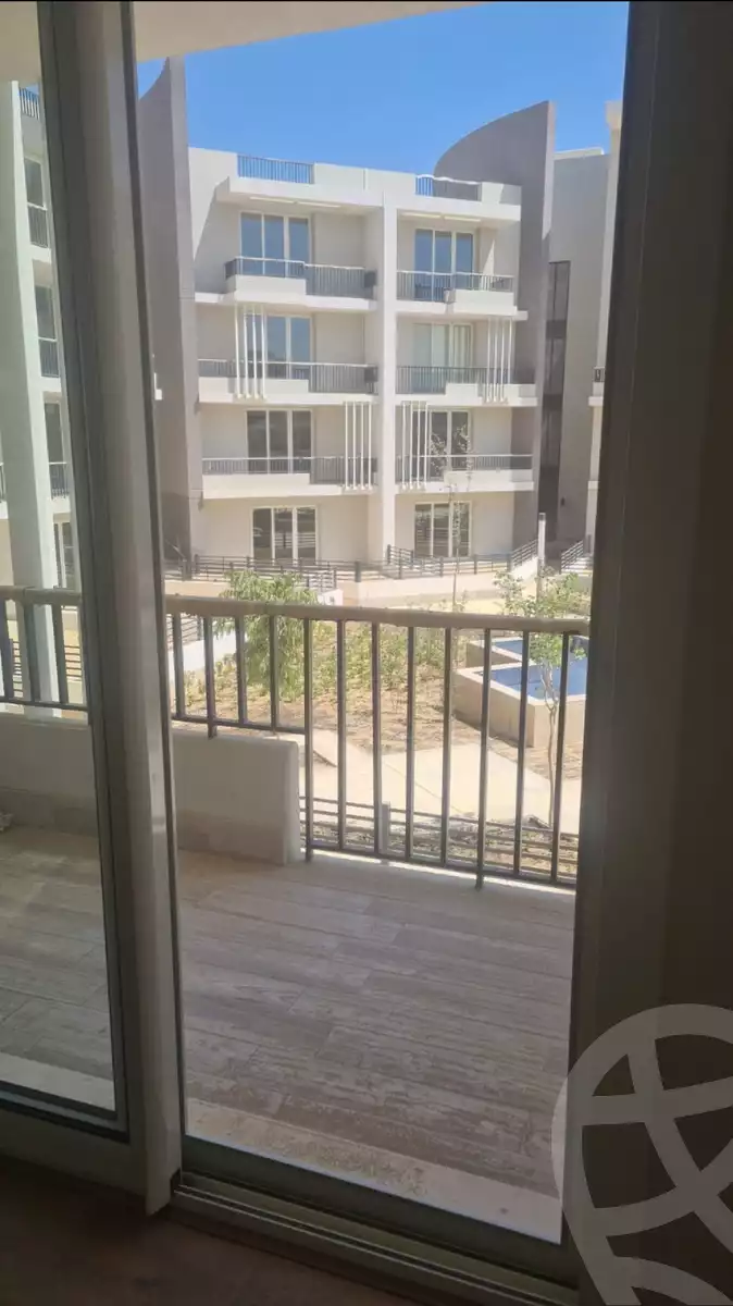 https://aqarmap.com.eg/ar/listing/4121068-for-rent-cairo-6th-of-october-compound-pyramid-hills