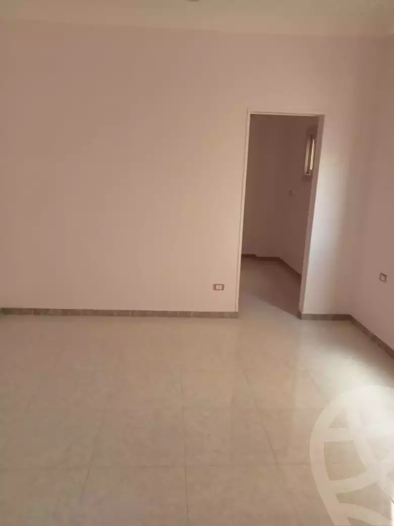 https://aqarmap.com.eg/ar/listing/3808311-for-rent-cairo-new-cairo-south-investors-mohammed-nagib-axis-st
