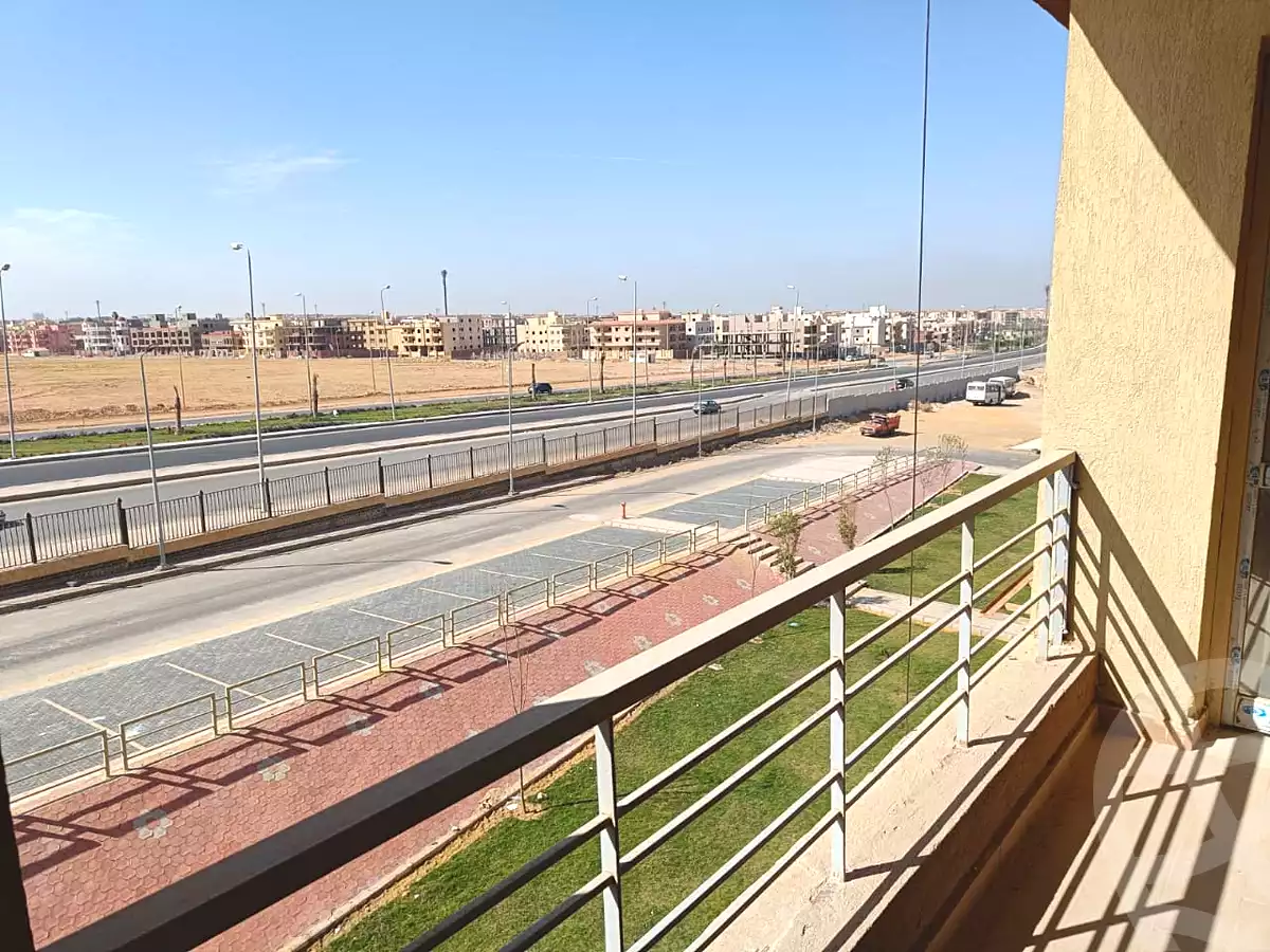 https://aqarmap.com.eg/ar/listing/4631501-for-sale-cairo-new-cairo-compounds-dar-misr-el-koronfel