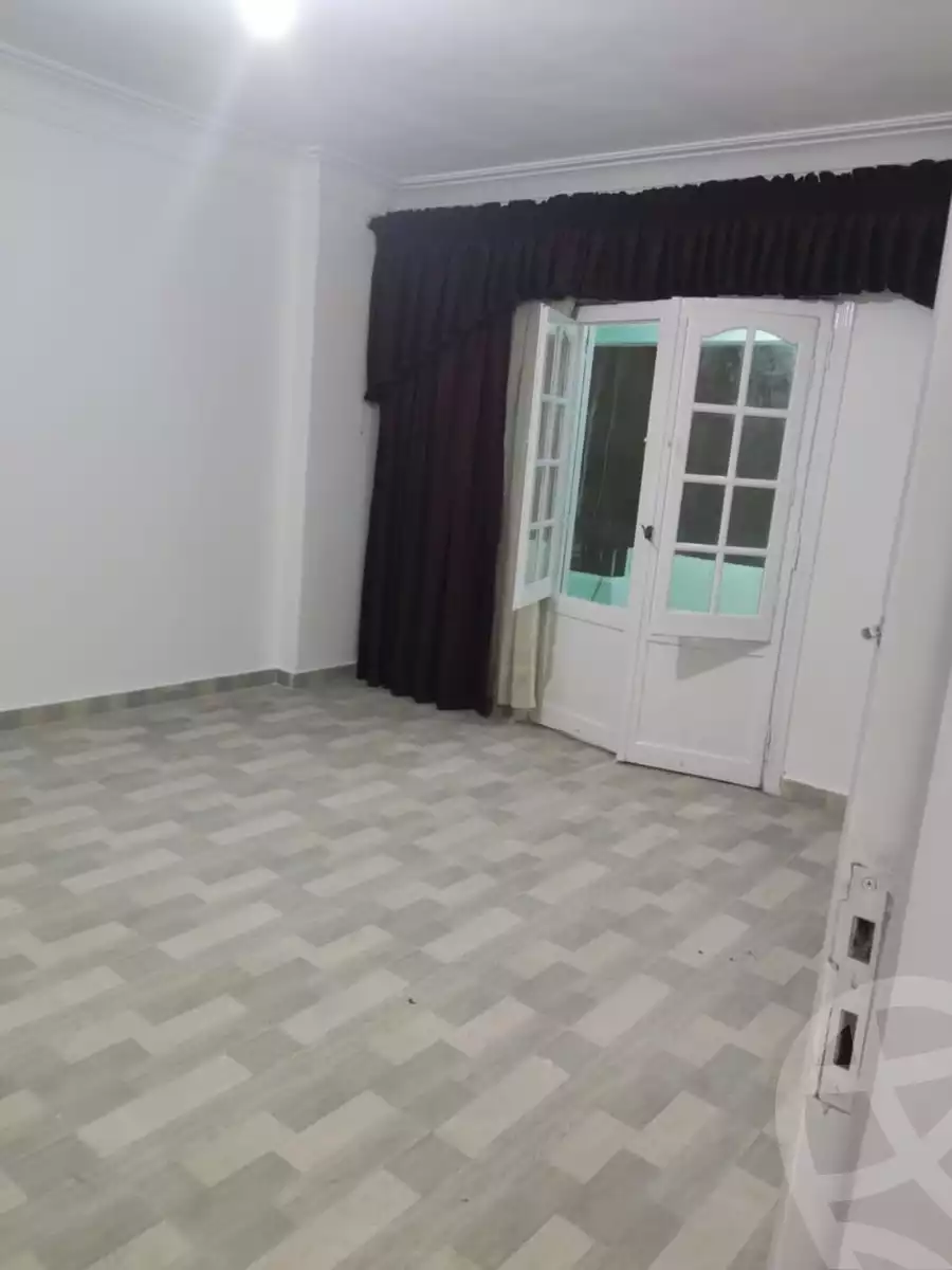 https://aqarmap.com.eg/ar/listing/3816465-for-rent-cairo-nasr-city-hay-el-sefarat-saeed-zakareya-st