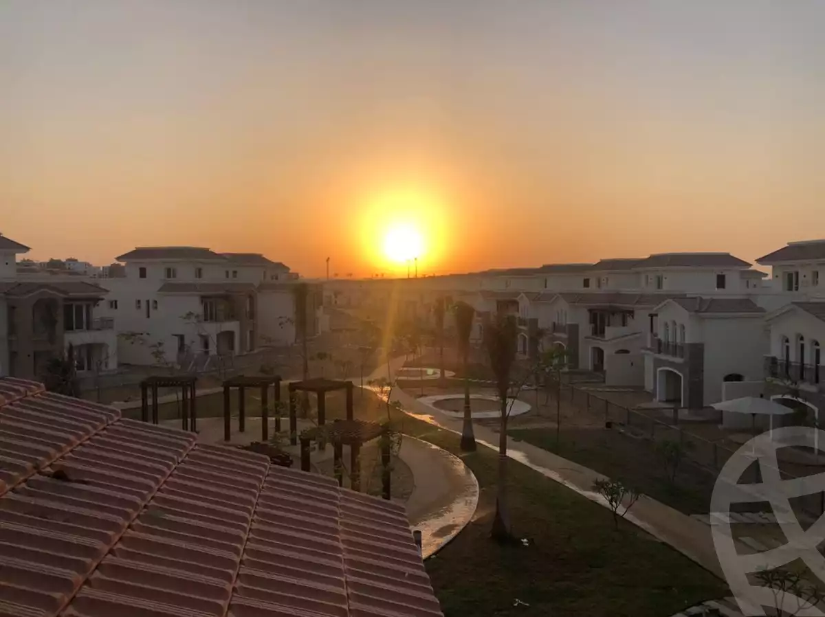https://aqarmap.com.eg/ar/listing/3820599-for-sale-cairo-new-administrative-capital-r3-lmqsd-mamsha-views