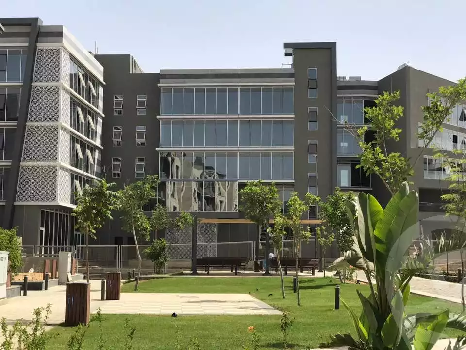 https://aqarmap.com.eg/ar/listing/3836342-for-sale-cairo-new-cairo-compounds-azad