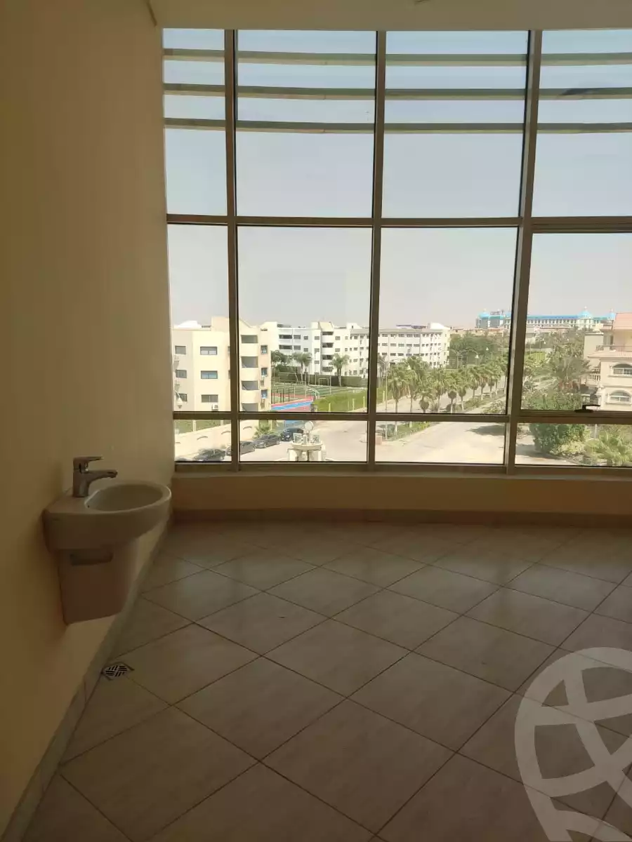 https://aqarmap.com.eg/ar/listing/3837156-for-sale-porto-cairo-mall