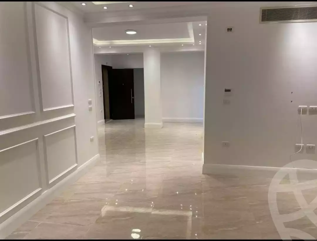 https://aqarmap.com.eg/ar/listing/3844439-for-rent-cairo-el-sheikh-zayed-city-compounds-in-sheikh-zayed-the-courtyard