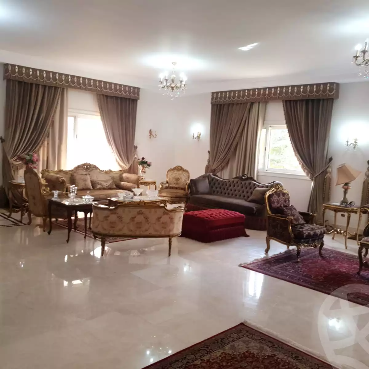 https://aqarmap.com.eg/ar/listing/3846036-for-sale-cairo-el-sheikh-zayed-city-compounds-in-sheikh-zayed-beverly-hills