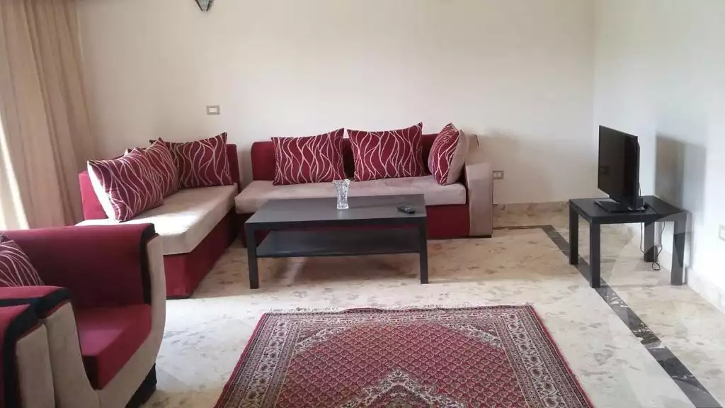 https://aqarmap.com.eg/ar/listing/3847681-for-sale-cairo-el-sheikh-zayed-city-compounds-greens
