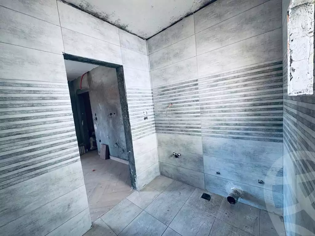 https://aqarmap.com.eg/ar/listing/3849657-for-sale-cairo-el-sheikh-zayed-city-compounds-in-sheikh-zayed-el-khamayel