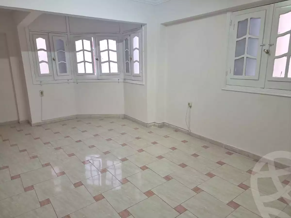 https://aqarmap.com.eg/ar/listing/3850627-for-rent-cairo-new-cairo-ltjm-lkhms-el-ahyaa-fifth-neighborhood
