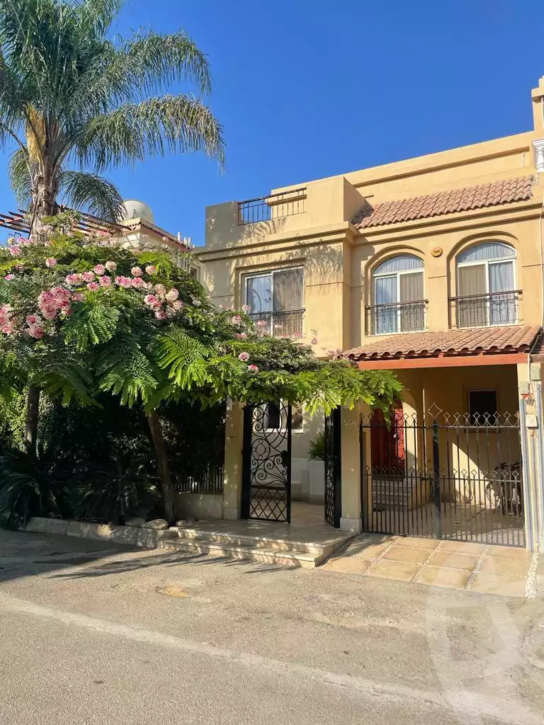 https://aqarmap.com.eg/ar/listing/3853329-for-sale-cairo-el-sheikh-zayed-city-compounds-in-sheikh-zayed-zayed-2000
