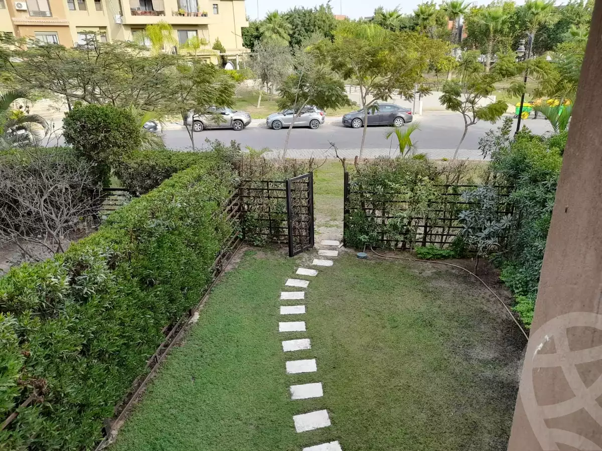 https://aqarmap.com.eg/ar/listing/3854805-for-sale-cairo-el-sheikh-zayed-city-compounds-in-sheikh-zayed-casa