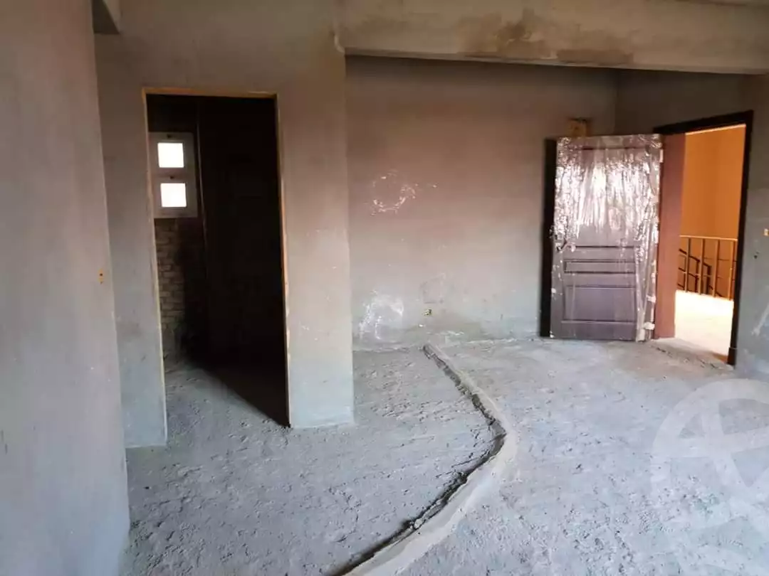 https://aqarmap.com.eg/ar/listing/3857867-for-sale-cairo-new-cairo-compounds-hyde-park