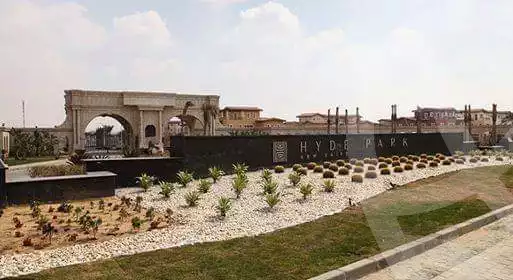 https://aqarmap.com.eg/ar/listing/3857867-for-sale-cairo-new-cairo-compounds-hyde-park