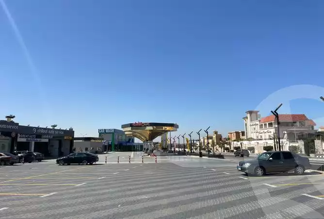 https://aqarmap.com.eg/en/listing/3858463-for-rent-cairo-new-cairo-first-settlement-mhwr-mstfy-kml