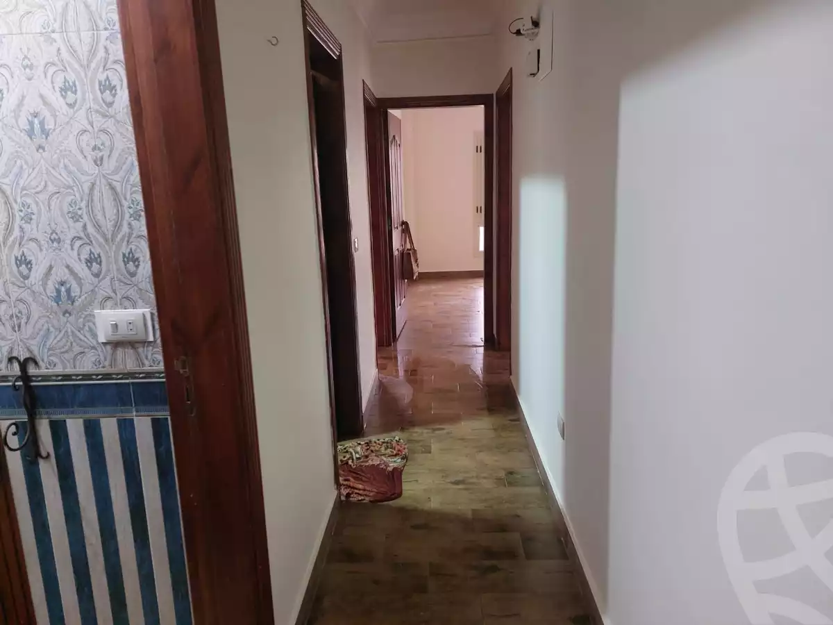 https://aqarmap.com.eg/en/listing/3858920-for-sale-el-wahatt-road
