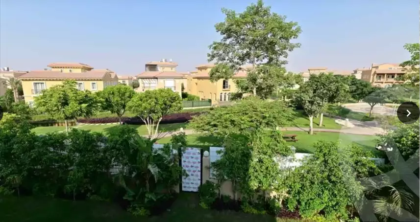 https://aqarmap.com.eg/ar/listing/3865632-for-sale-cairo-new-cairo-compounds-hyde-park