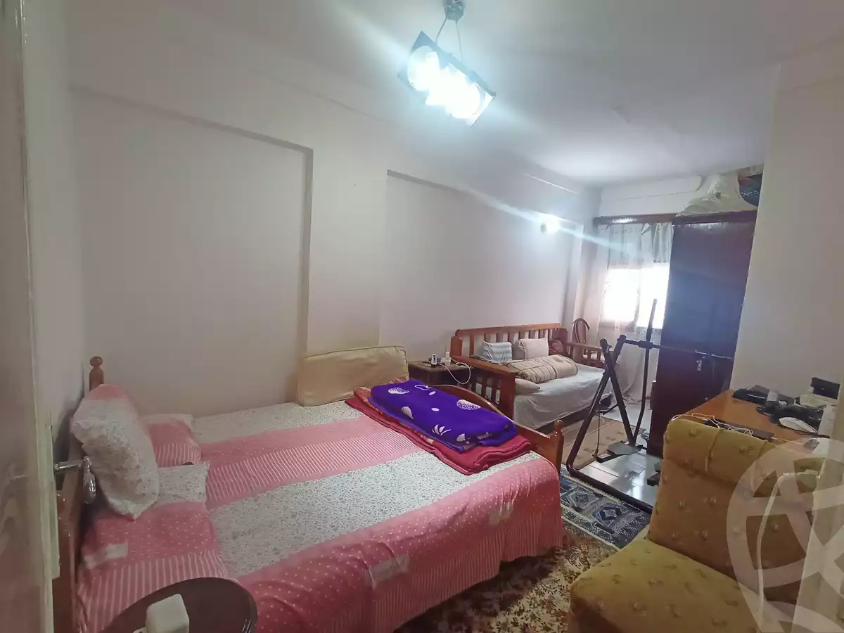 https://aqarmap.com.eg/ar/listing/3869649-for-sale-alexandria-ganaklis-shr-mrtdy-bsh