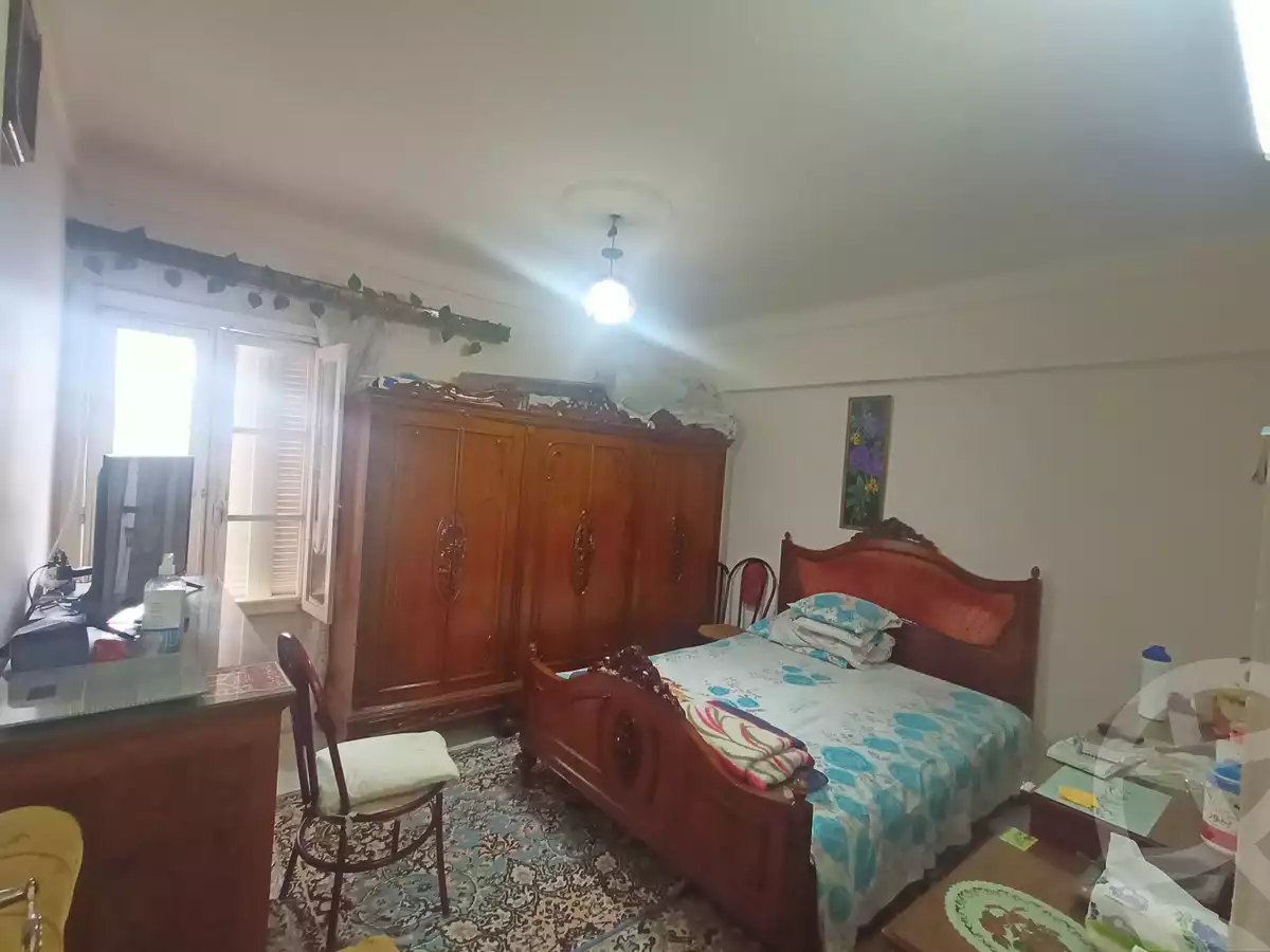 https://aqarmap.com.eg/ar/listing/3869649-for-sale-alexandria-ganaklis-shr-mrtdy-bsh
