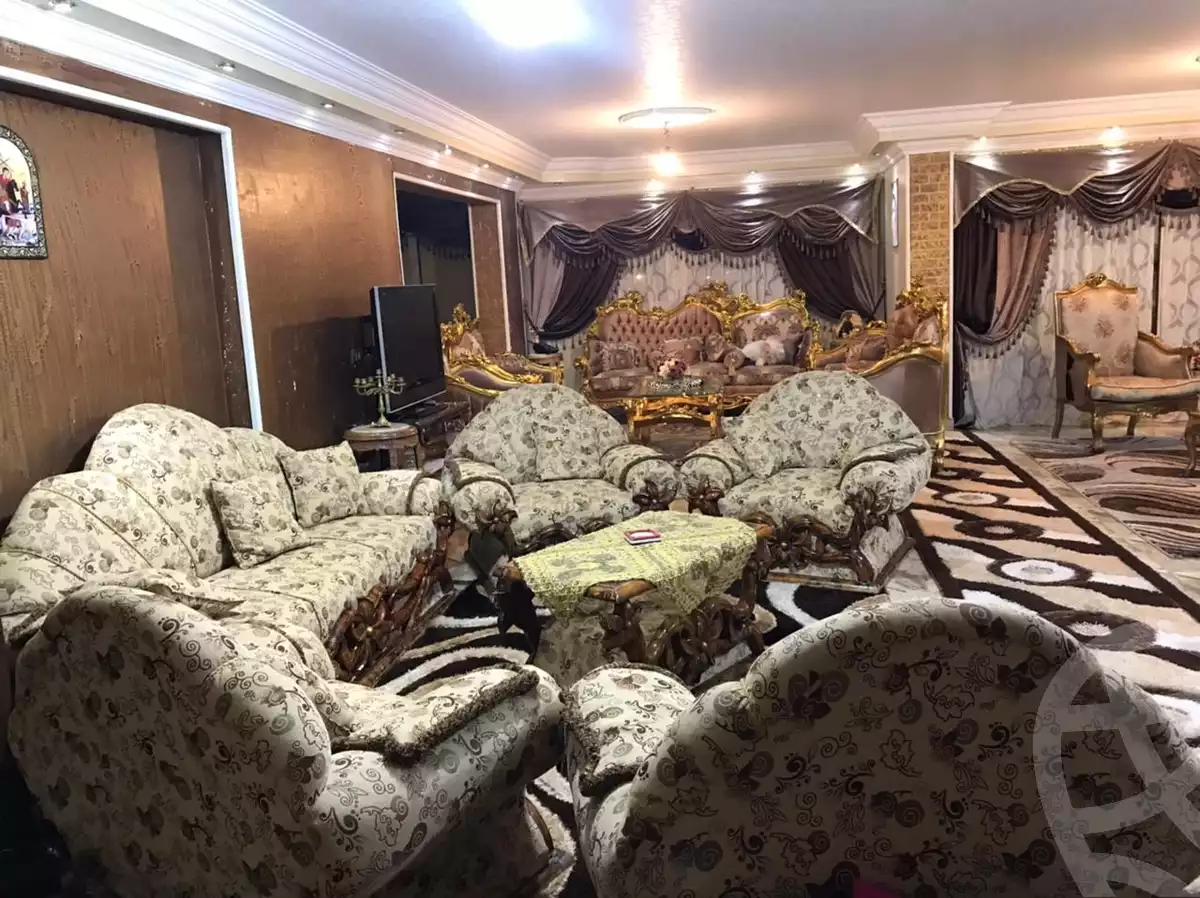 https://aqarmap.com.eg/ar/listing/3872547-for-sale-cairo-el-sheikh-zayed-city-compounds-in-sheikh-zayed-beverly-hills