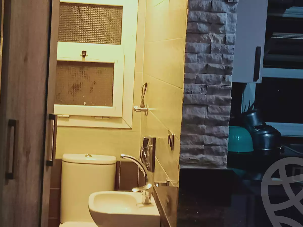 https://aqarmap.com.eg/ar/listing/3872528-for-rent-cairo-el-agouza-kwrnysh-lnyl