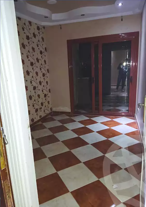 https://aqarmap.com.eg/ar/listing/4367478-for-sale-alexandria-el-asafra-shr-45