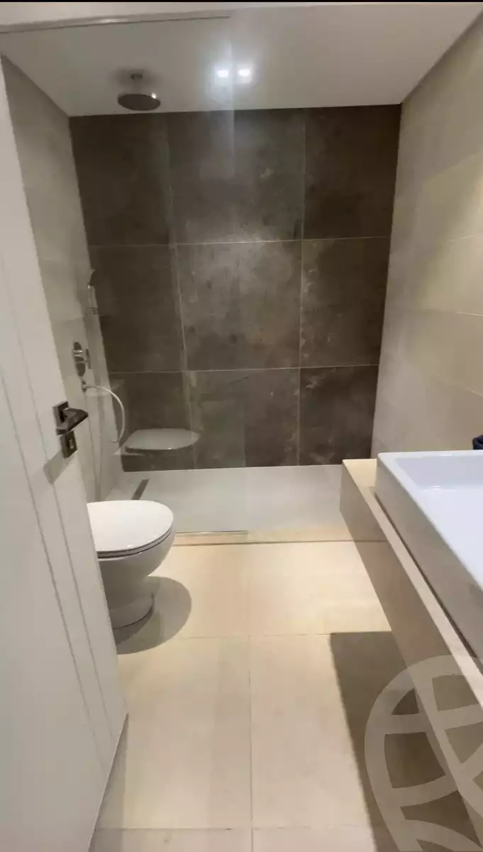 https://aqarmap.com.eg/ar/listing/3875054-for-sale-cairo-el-sheikh-zayed-city-compounds-kmbwnd-fyldj-wyst-dr-llttwyr
