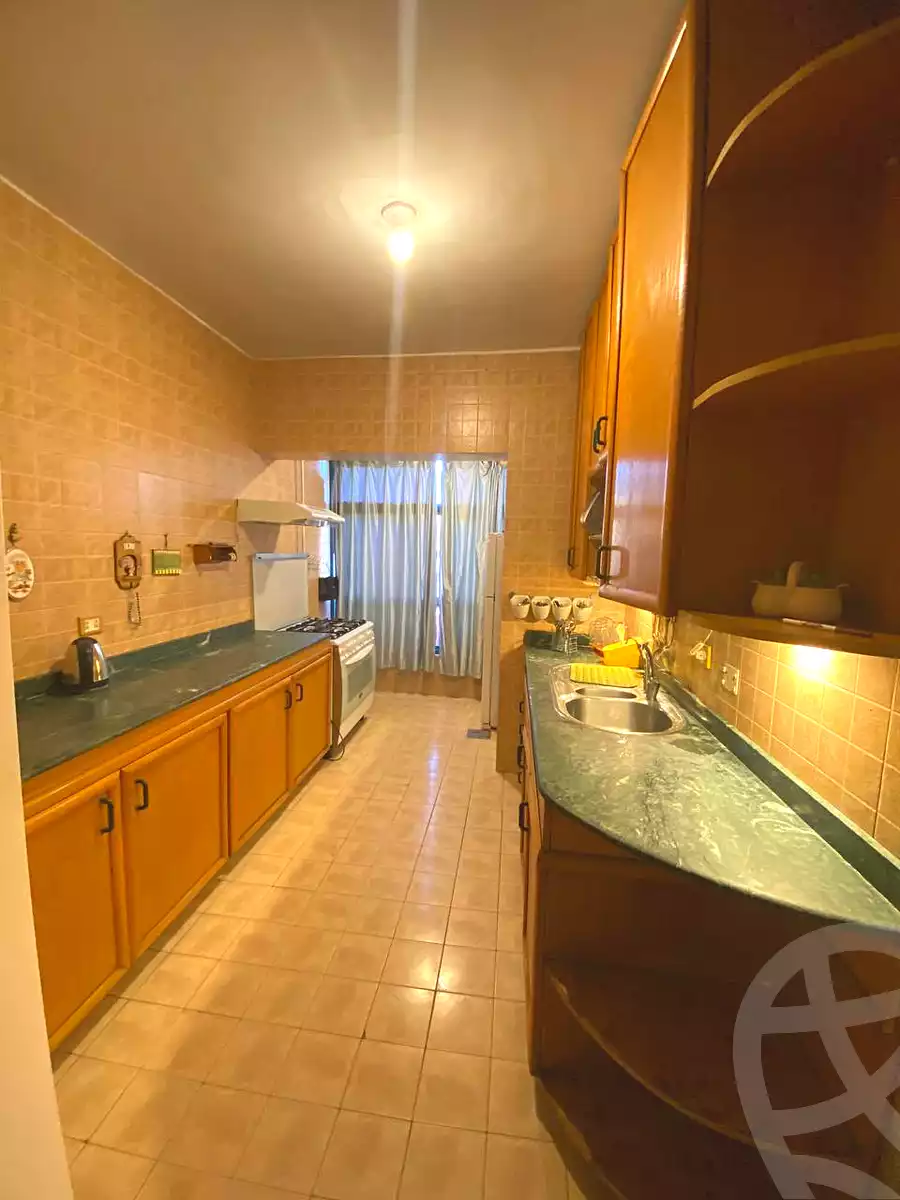 https://aqarmap.com.eg/en/listing/3880414-for-rent-alexandria-roshdy-street-4