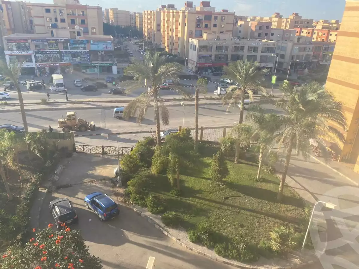 https://aqarmap.com.eg/ar/listing/3880885-for-sale-cairo-6th-of-october-hadaeq-october-october-gardens