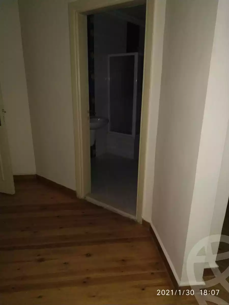 https://aqarmap.com.eg/ar/listing/3884108-for-rent-cairo-new-cairo-compounds-ritaj