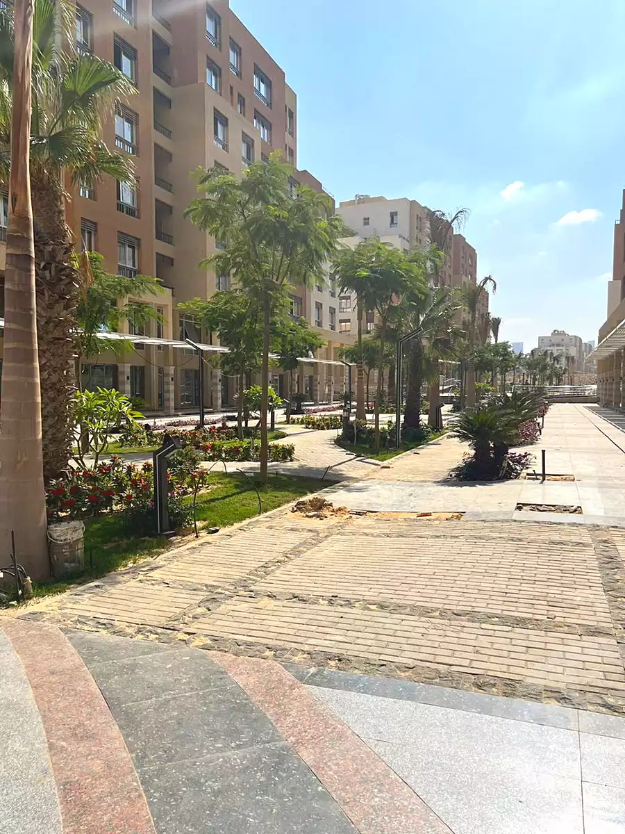 https://aqarmap.com.eg/ar/listing/3885961-for-sale-cairo-new-administrative-capital-r3-lmqsd