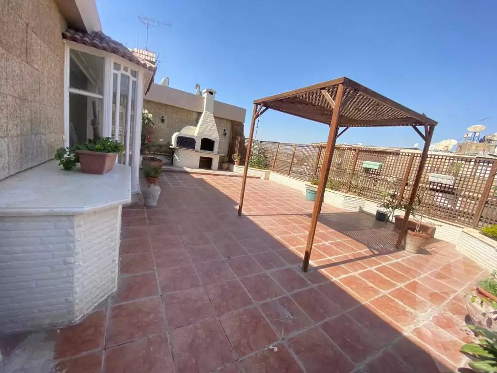 https://aqarmap.com.eg/ar/listing/3886980-for-rent-cairo-el-maadi-degla-street-210