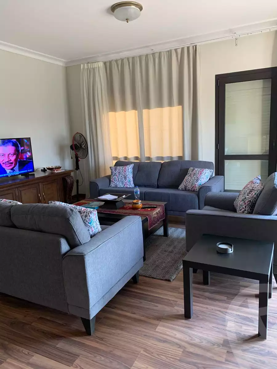 https://aqarmap.com.eg/ar/listing/3889807-for-rent-cairo-el-sheikh-zayed-city-compounds-kmbwnd-wyst-twn-swdyk